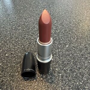 MAC  Lipstick - Persistence
